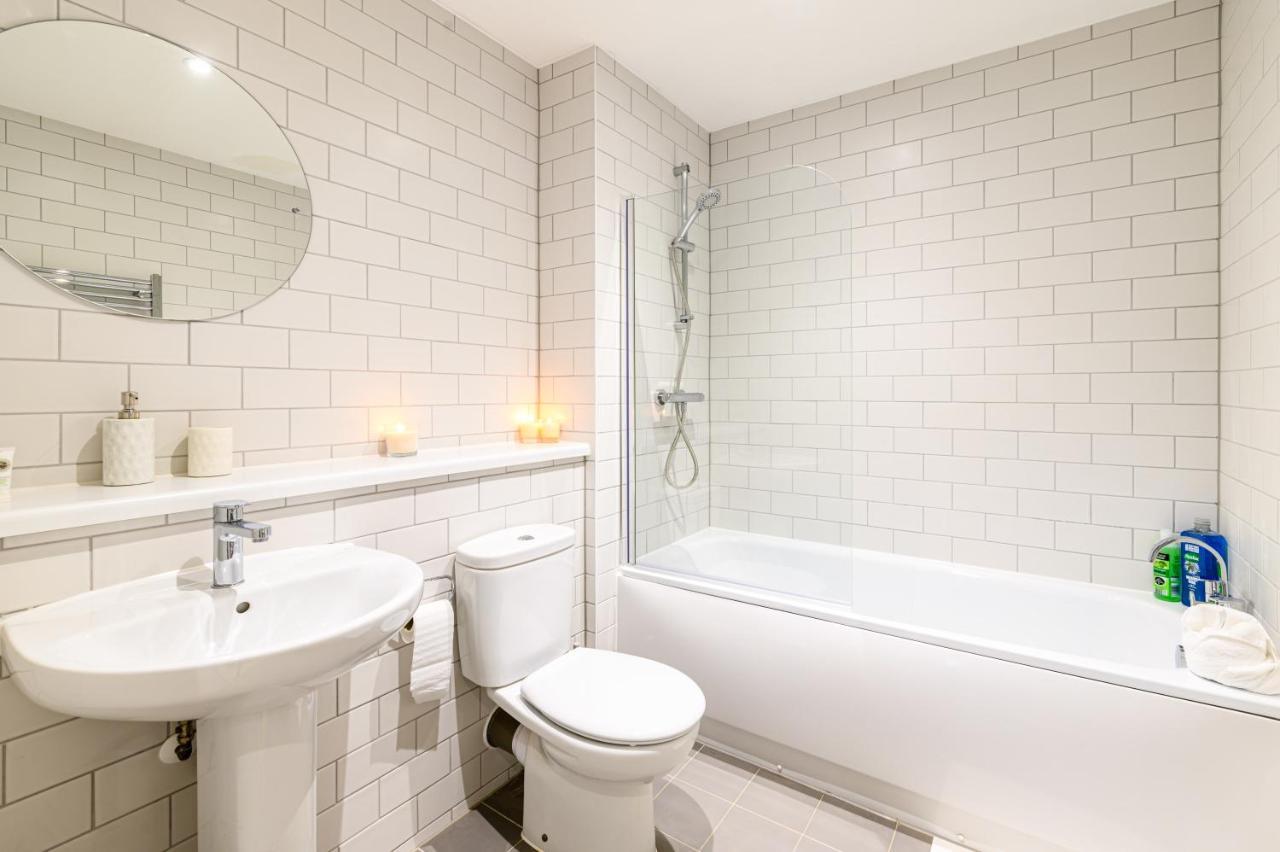 Comfy & Homely 2Bed Apartment - 5 Star Location Manchester Ngoại thất bức ảnh